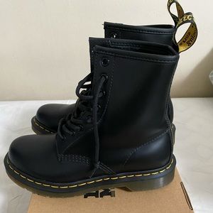 Dr.MARTENS